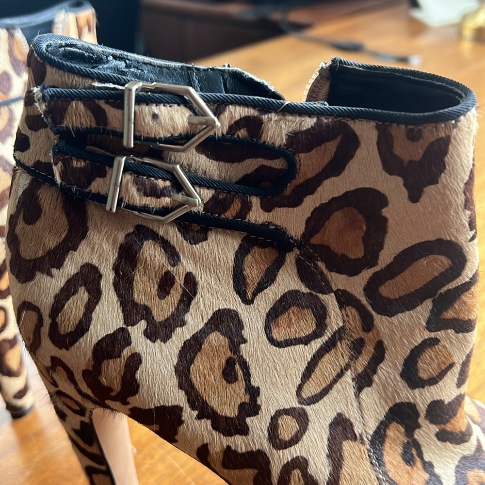 Sam Edelman hair calf platform animal print ankle boot size 8 - Picture 5 of 9